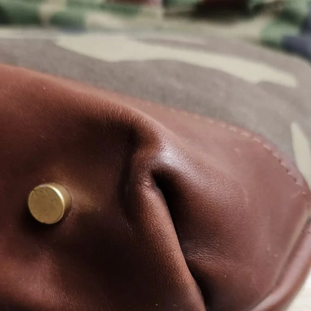 R. Riveter American Made Otto Camo Canvas Crossbody Handbag With Mini Coin Purse - Picture 7 of 16